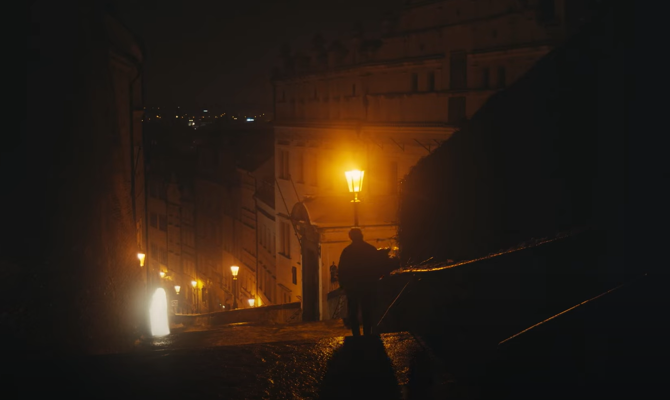 Výroba kostýmu Anjela do filmu Láska v Prahe